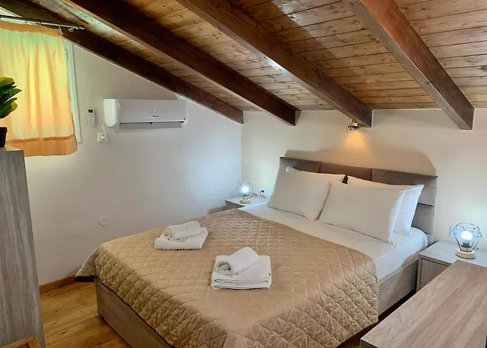 Vilă Dimarion Áyios Nikítas